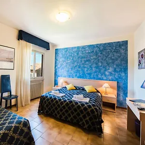 albergo-centrale-san-zeno-di-montagna.hotelinveneto.com/